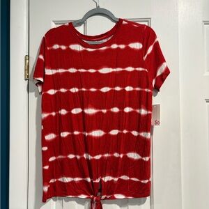 Kohl's Red and White Women's Short Sleeve Tee